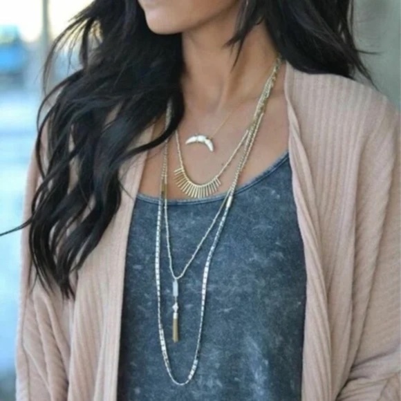 Stella & Dot Riad Layering Necklace Gold Mixed Metals Rose Quartz Tassel EUC - Picture 5 of 6